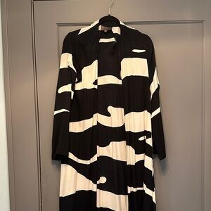 Black and White Patterned Long Duster